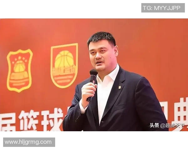 姚明避谈引发热议球迷期待他对未来篮球发展的看法与建议